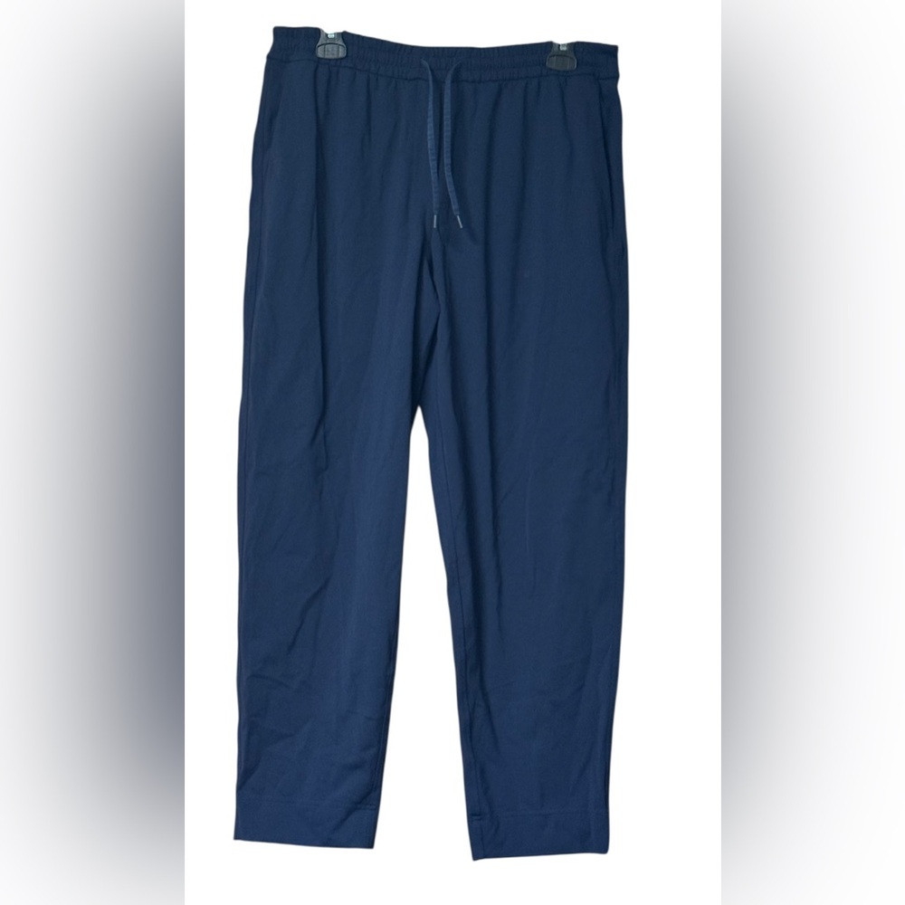 EUC Lululemon Men’s Shorter Jogger Pants SZ M Navy